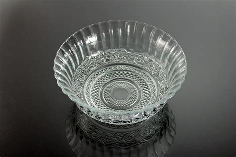 Vintage Kig Malaysia 2 Clear Glass Round Bowls Sphere Look 3-78" x 1-12" No Flaws FREE SHIPPING. . Kig malaysia glass bowl